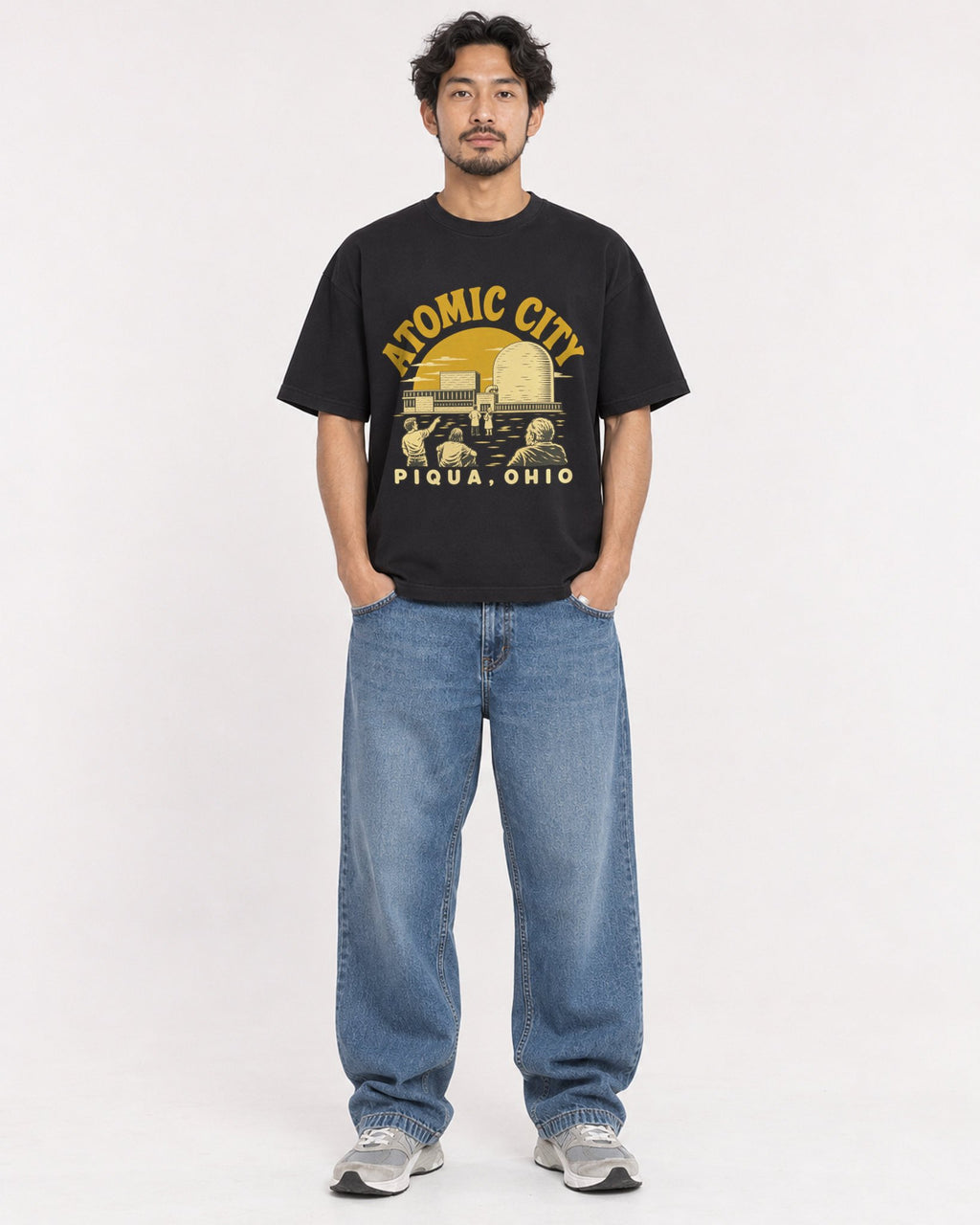 Mockup Boxy Heavyweight Tee Black male full-body 02