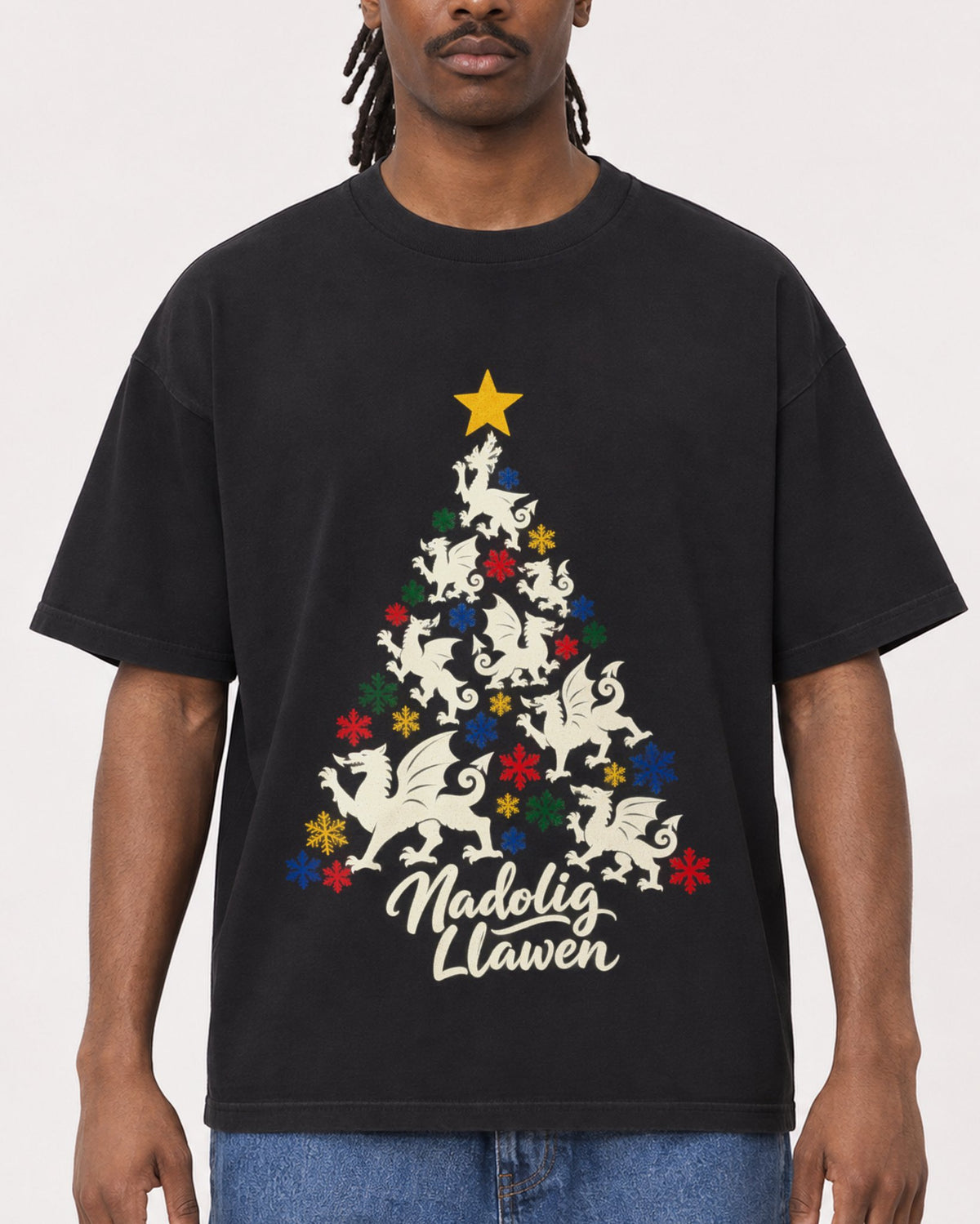 Mockup Boxy Heavyweight Tee Black male close-up 34