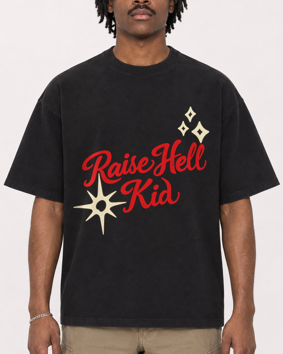 Mockup Boxy Heavyweight Tee Black male close-up 04