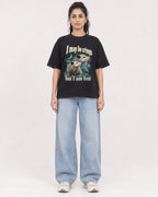 Mockup Boxy Heavyweight Tee Black female full-body 47