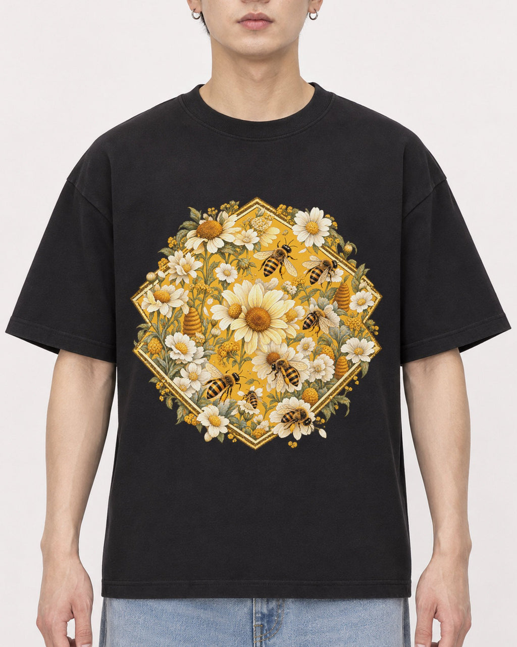 Mockup Boxy Heavyweight Tee Black male close-up 01