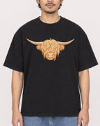 Mockup Boxy Heavyweight Tee Black male close-up 02