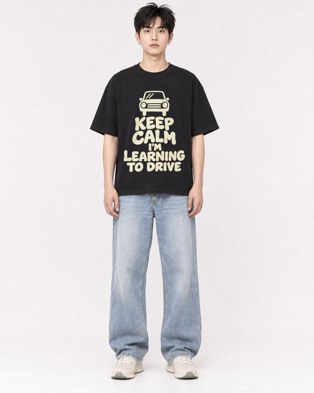 Mockup Boxy Heavyweight Tee Black male full-body 01