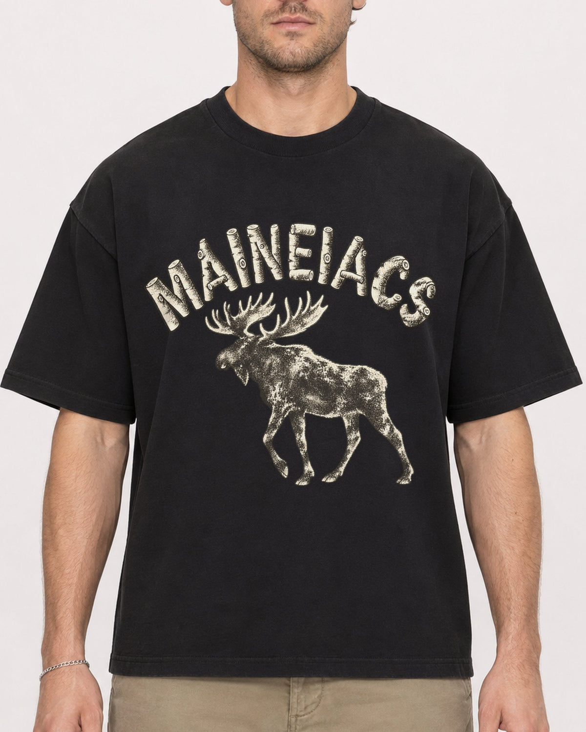 Mockup Boxy Heavyweight Tee Black male close-up 08