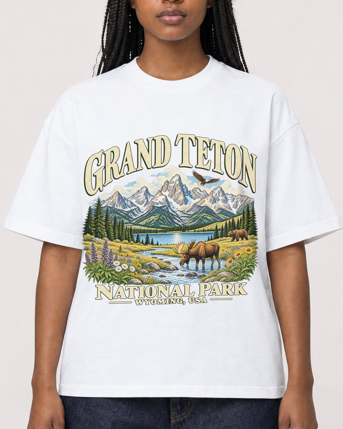 Mockup Boxy Heavyweight Tee White female close-up 04