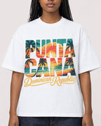 Mockup Boxy Heavyweight Tee White female close-up 04
