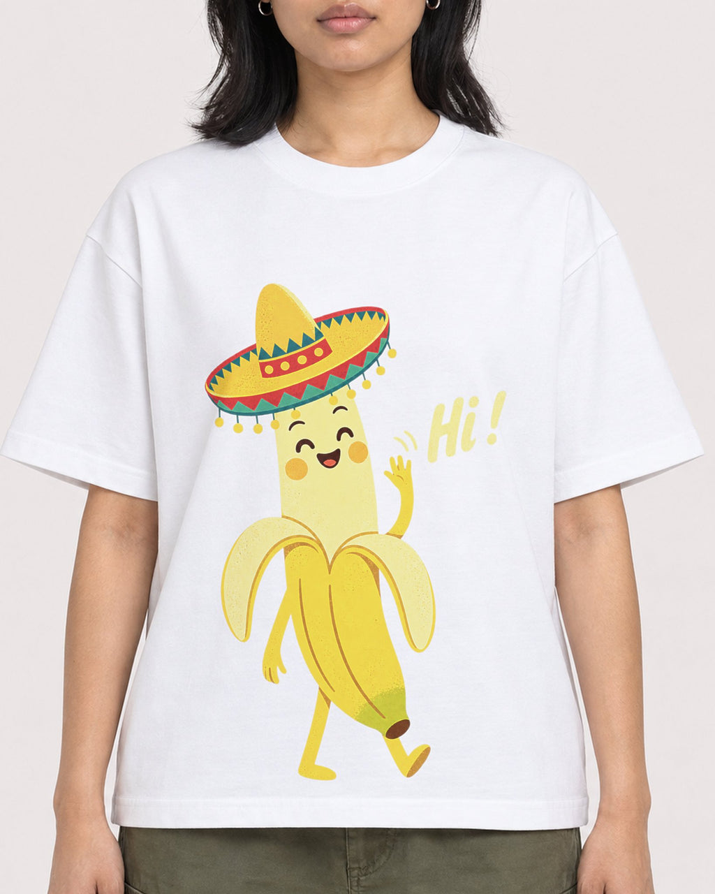 Mockup Boxy Heavyweight Tee White female close-up 22