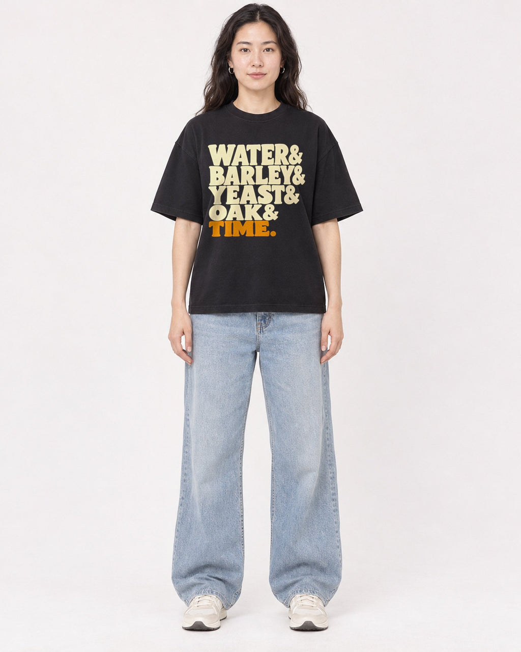 Mockup Boxy Heavyweight Tee Black female full-body 03
