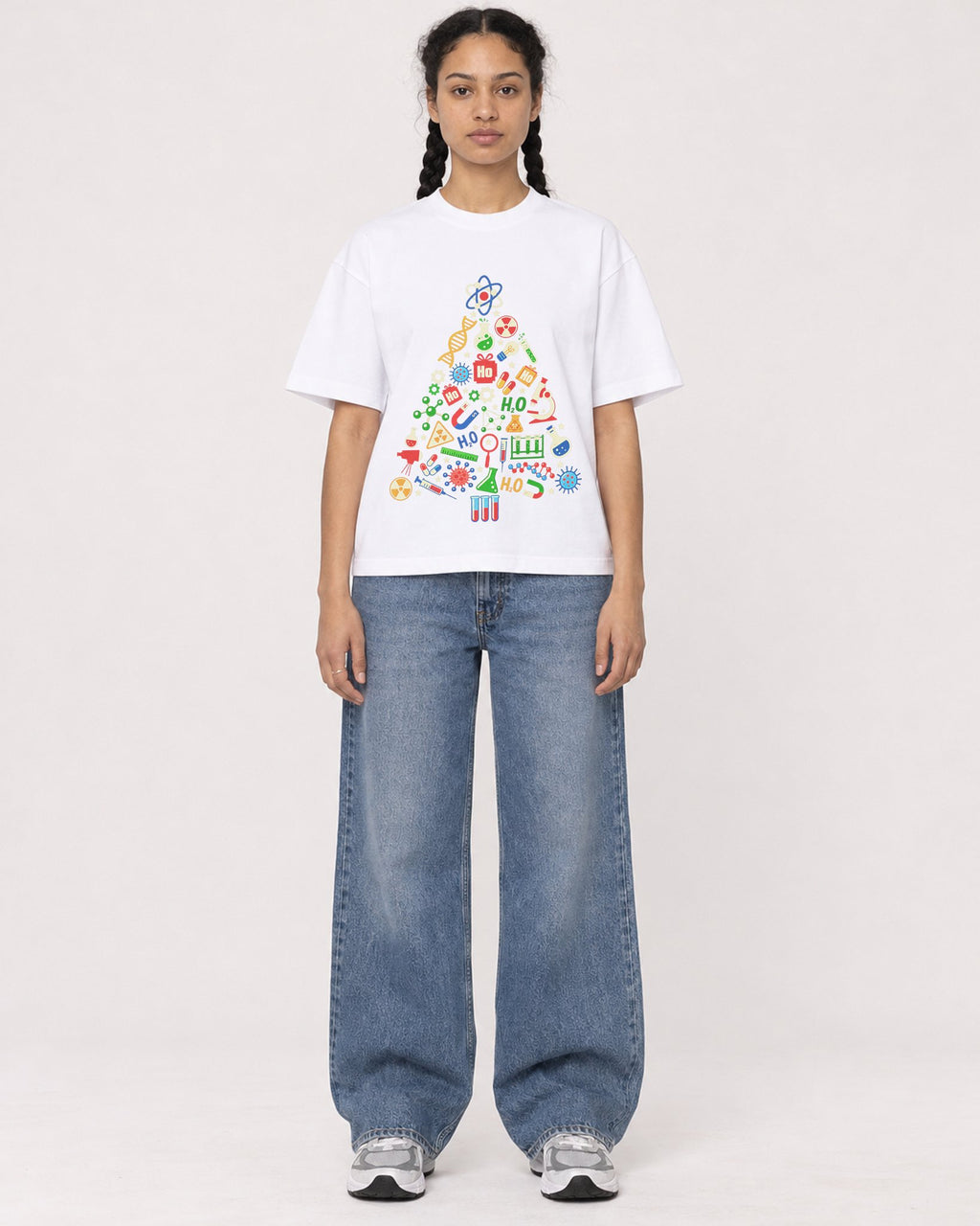 Mockup Boxy Heavyweight Tee White female full-body 50
