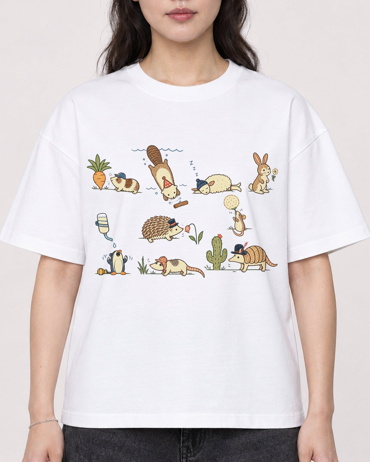 Mockup Boxy Heavyweight Tee White female close-up 03