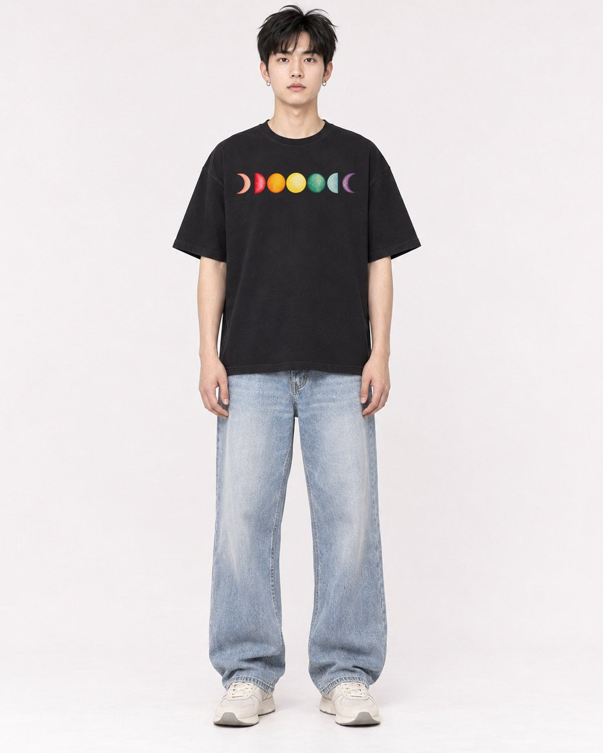 Mockup Boxy Heavyweight Tee Black male full-body 01