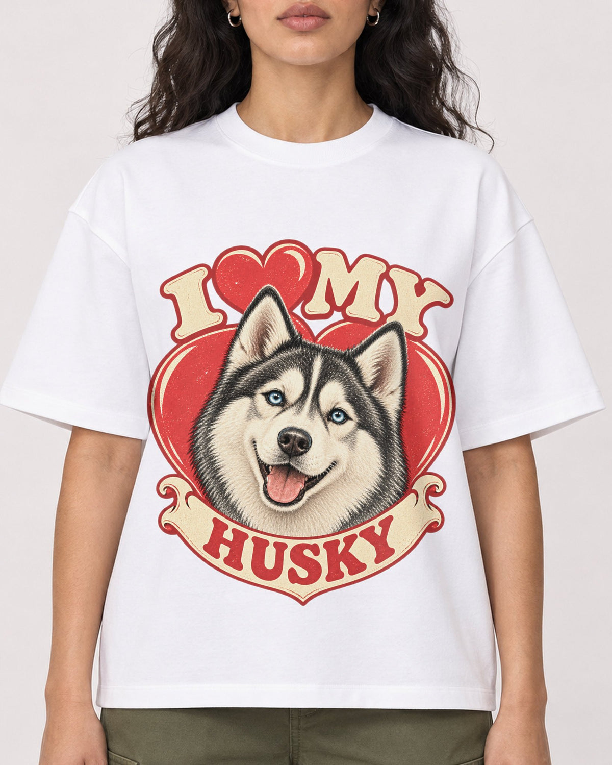 Mockup Boxy Heavyweight Tee White female close-up 07