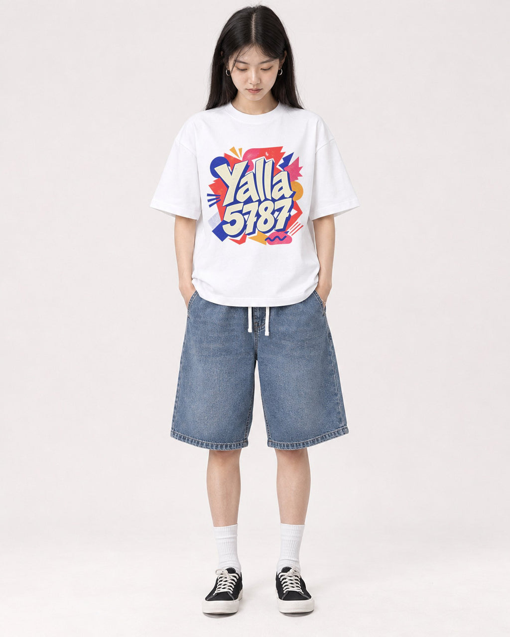Mockup Boxy Heavyweight Tee White female full-body 01