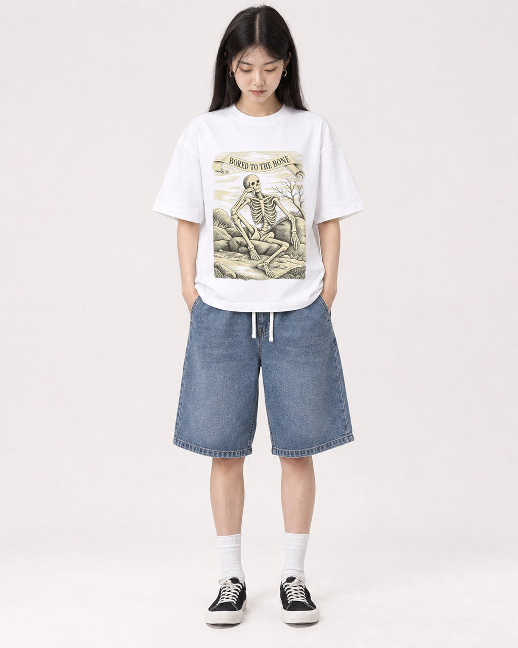 Mockup Boxy Heavyweight Tee White female full-body 01