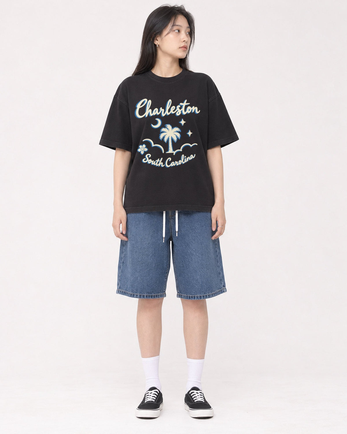 Mockup Boxy Heavyweight Tee Black female full-body 01