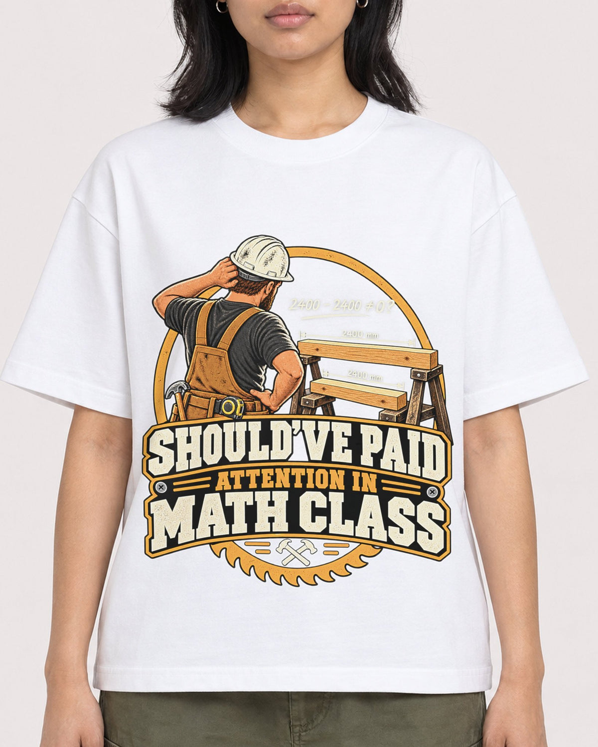 Mockup Boxy Heavyweight Tee White female close-up 22
