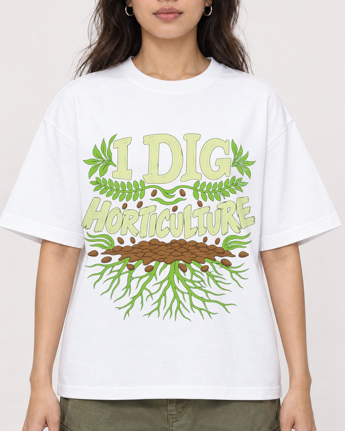 Mockup Boxy Heavyweight Tee White female close-up 02