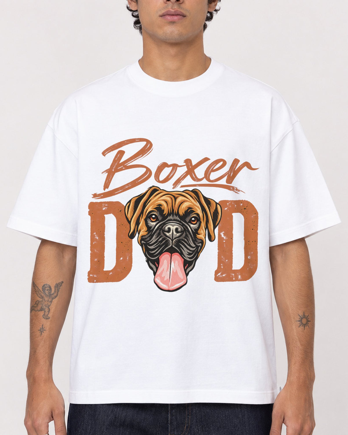 Mockup Boxy Heavyweight Tee White male close-up 06