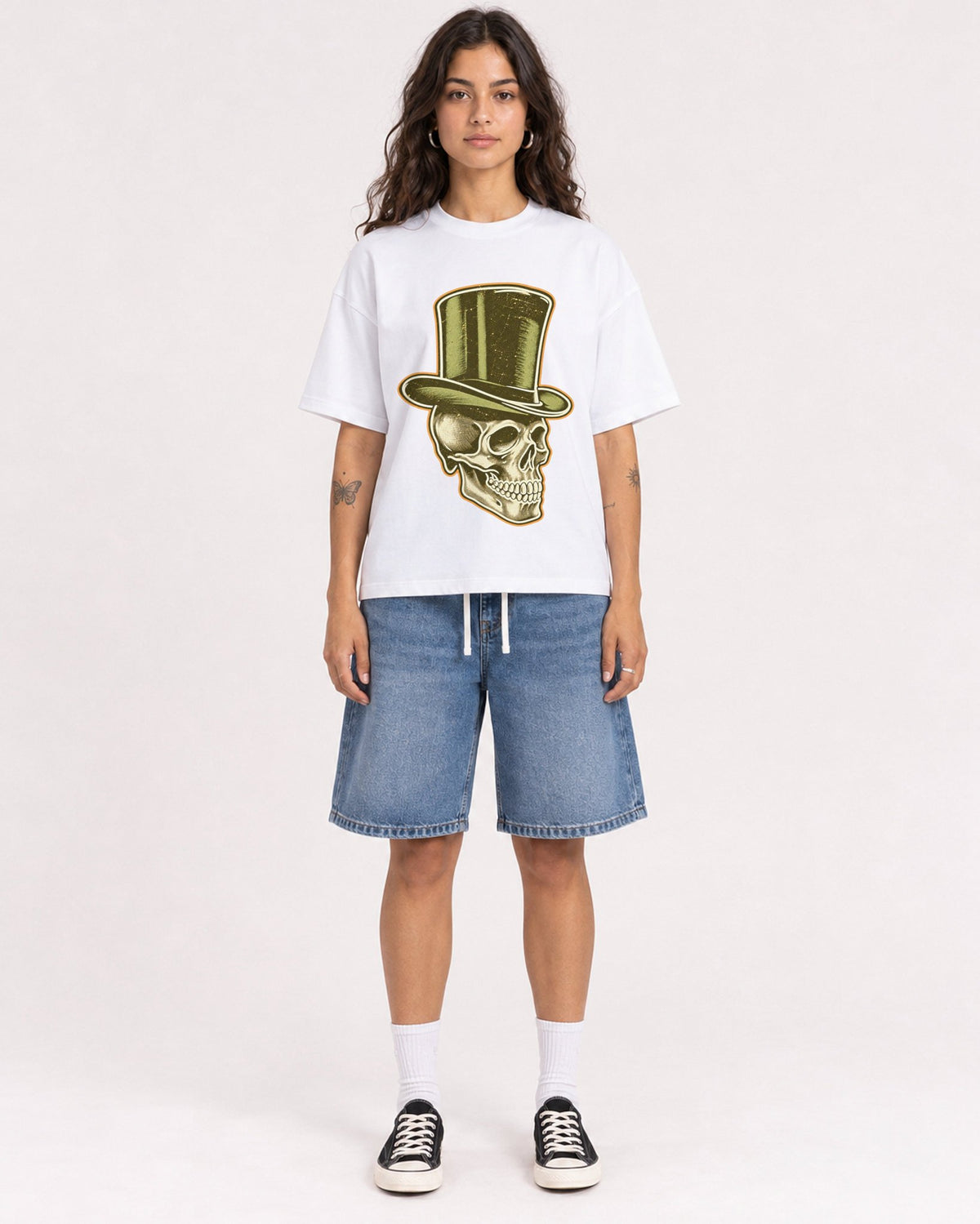 Mockup Boxy Heavyweight Tee White female full-body 06