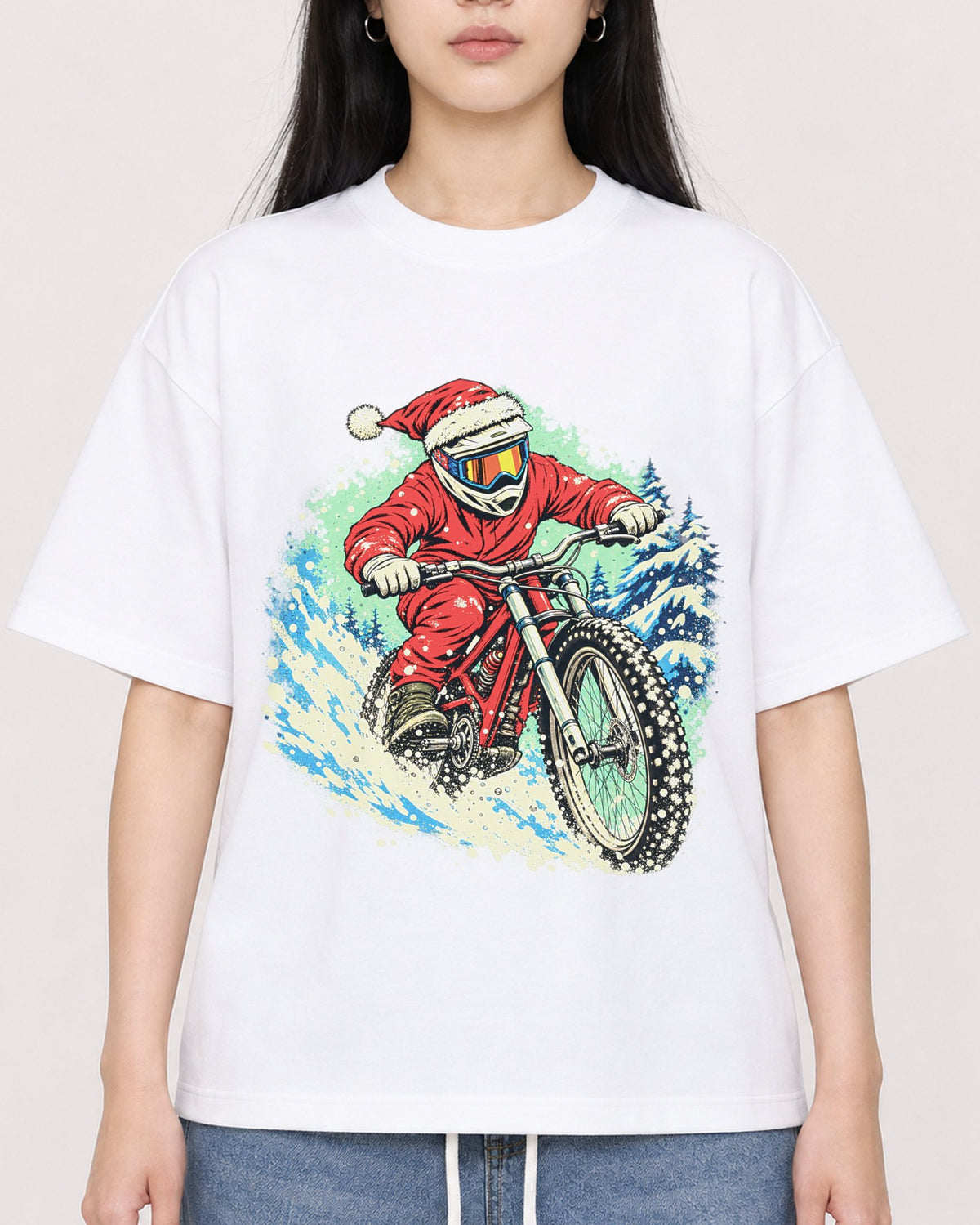 Mockup Boxy Heavyweight Tee White female close-up 01