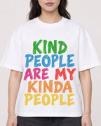 Mockup Boxy Heavyweight Tee White female close-up 03