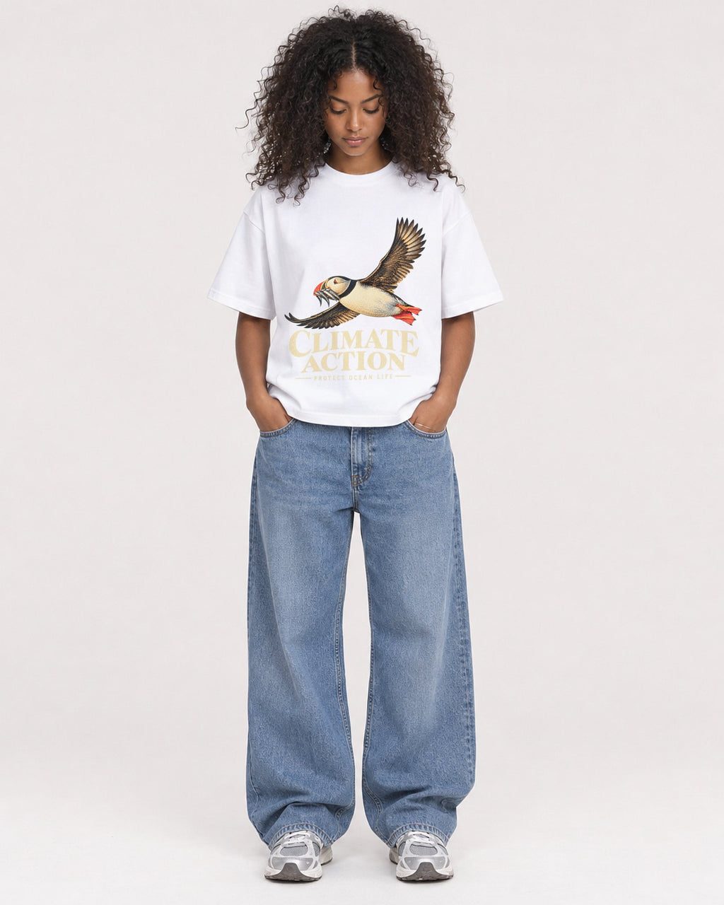 Mockup Boxy Heavyweight Tee White female full-body 05
