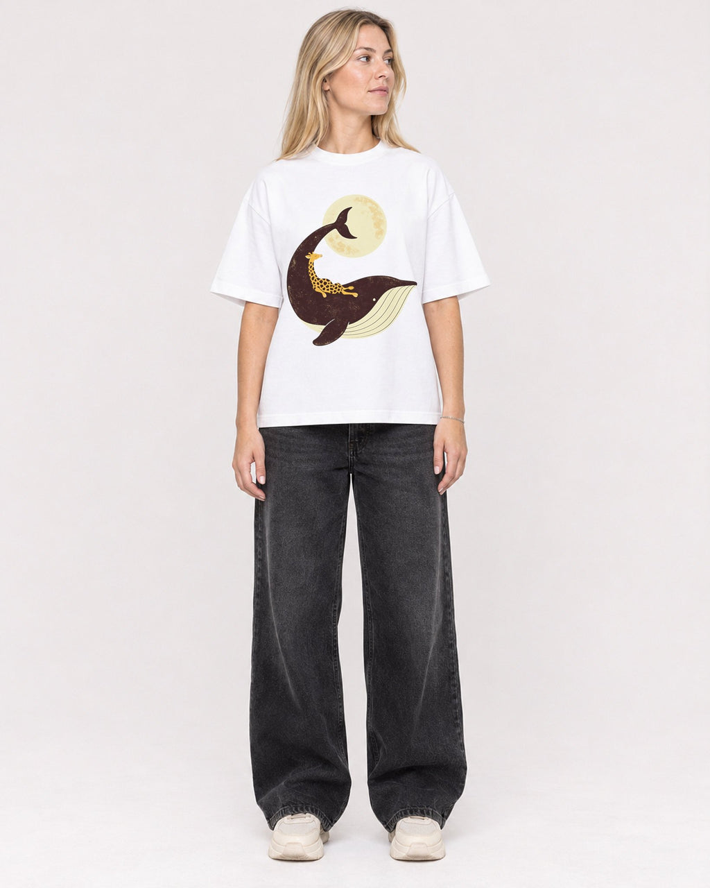 Mockup Boxy Heavyweight Tee White female full-body 08
