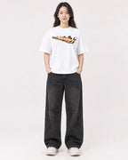 Mockup Boxy Heavyweight Tee White female full-body 03
