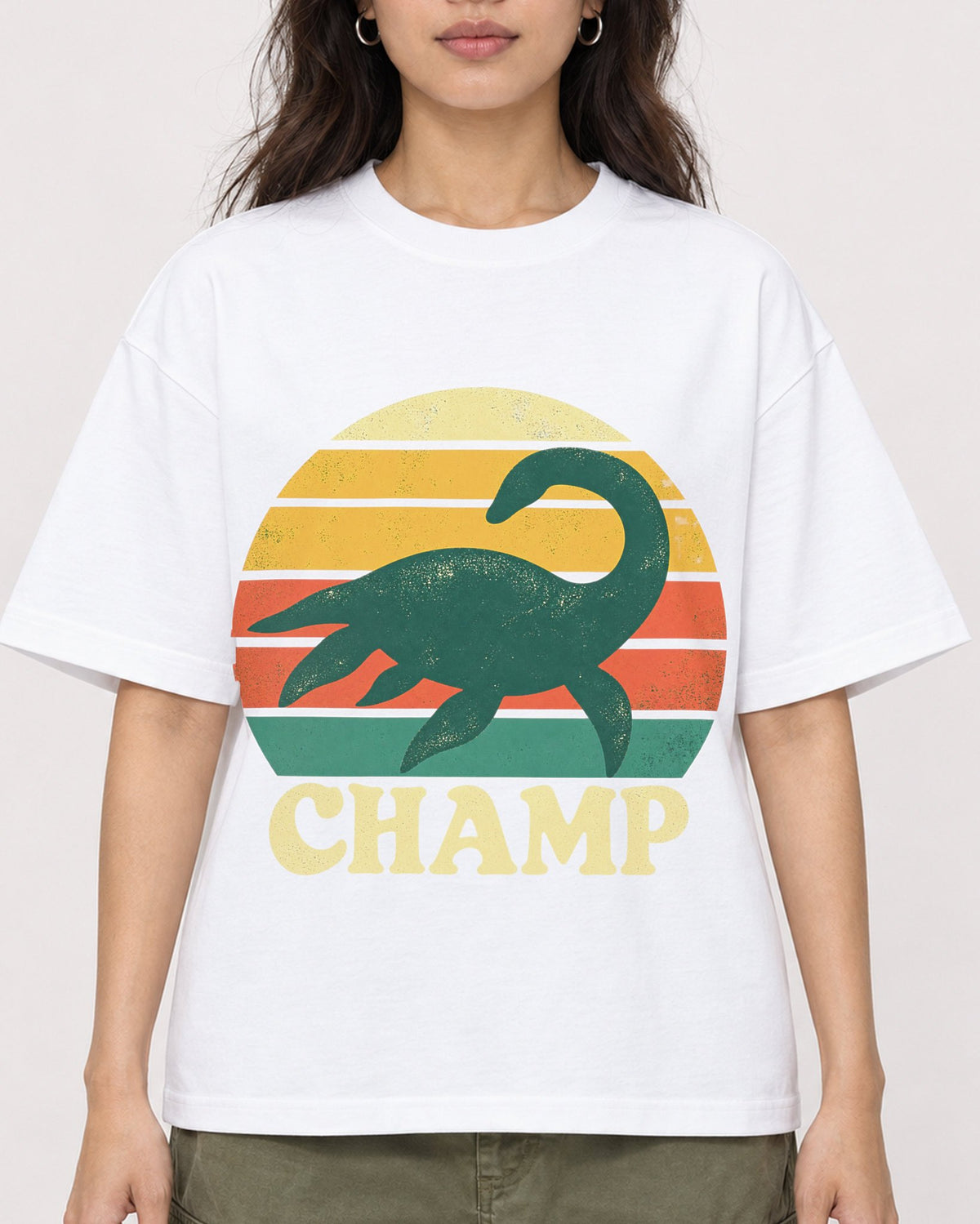 Mockup Boxy Heavyweight Tee White female close-up 02