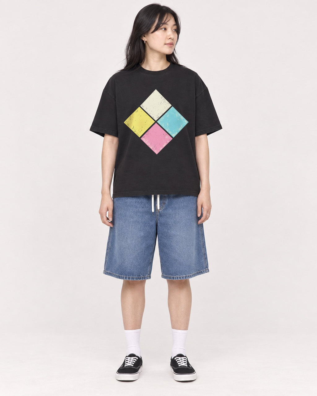 Mockup Boxy Heavyweight Tee Black female full-body 13