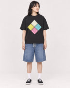 Mockup Boxy Heavyweight Tee Black female full-body 13