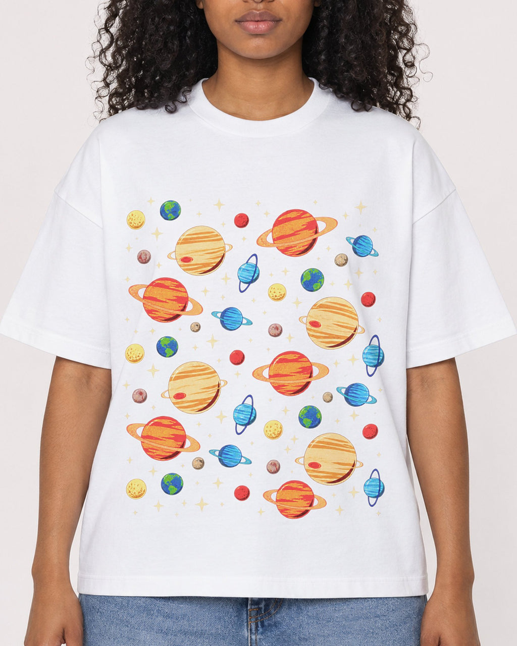 Mockup Boxy Heavyweight Tee White female close-up 05