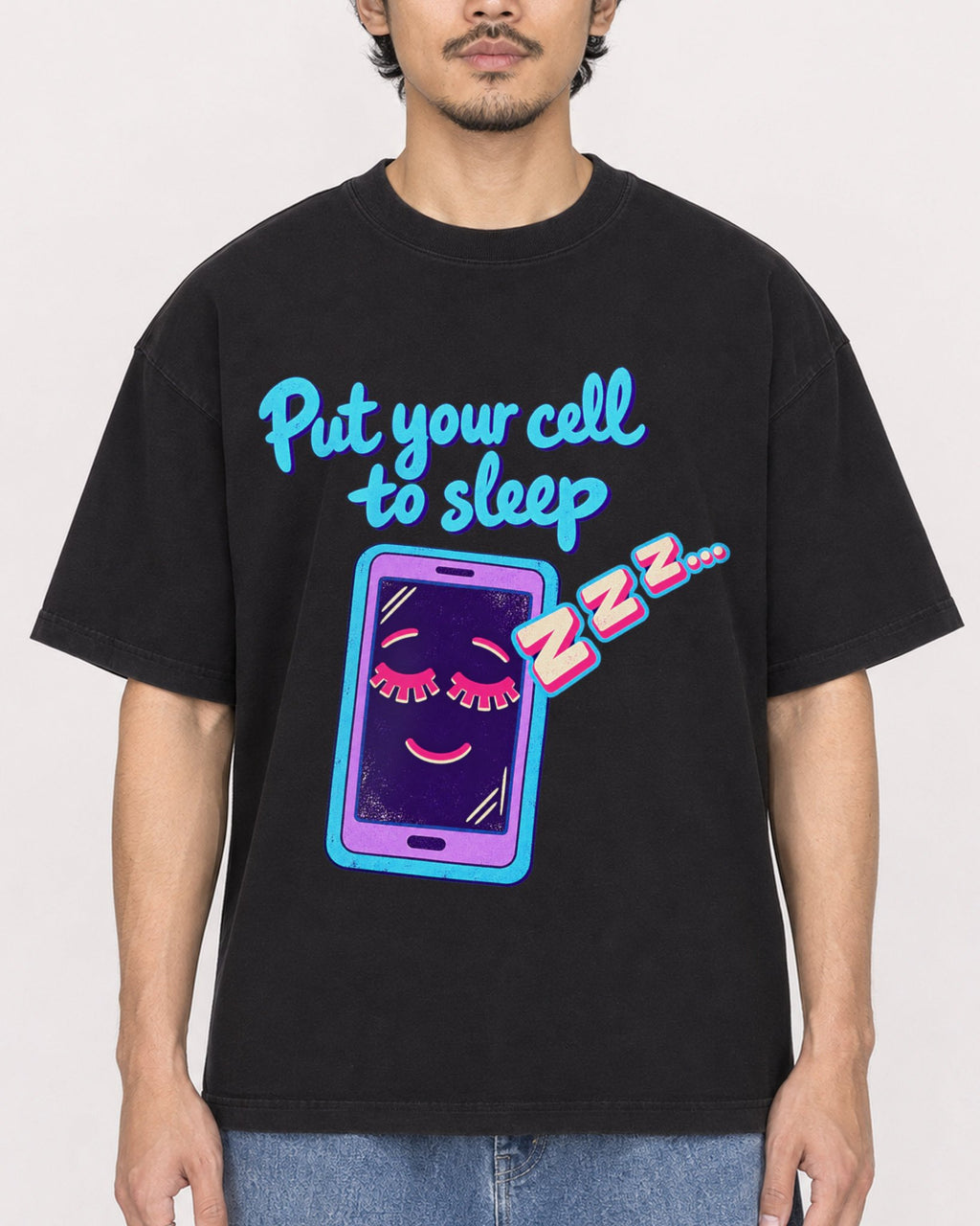 Mockup Boxy Heavyweight Tee Black male close-up 02