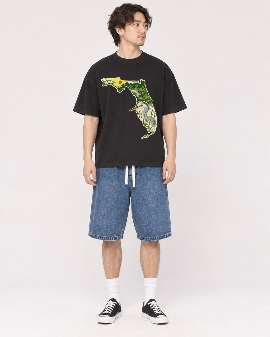 Mockup Boxy Heavyweight Tee Black male full-body 03