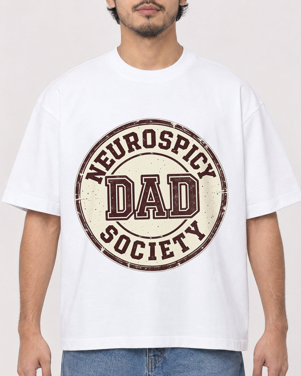 Mockup Boxy Heavyweight Tee White male close-up 02