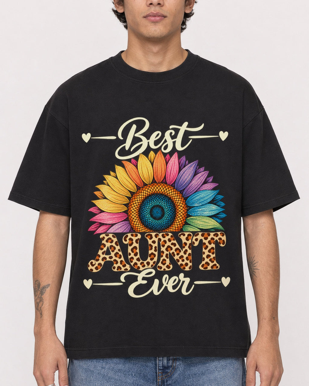 Mockup Boxy Heavyweight Tee Black male close-up 06