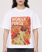 Mockup Boxy Heavyweight Tee White female close-up 03