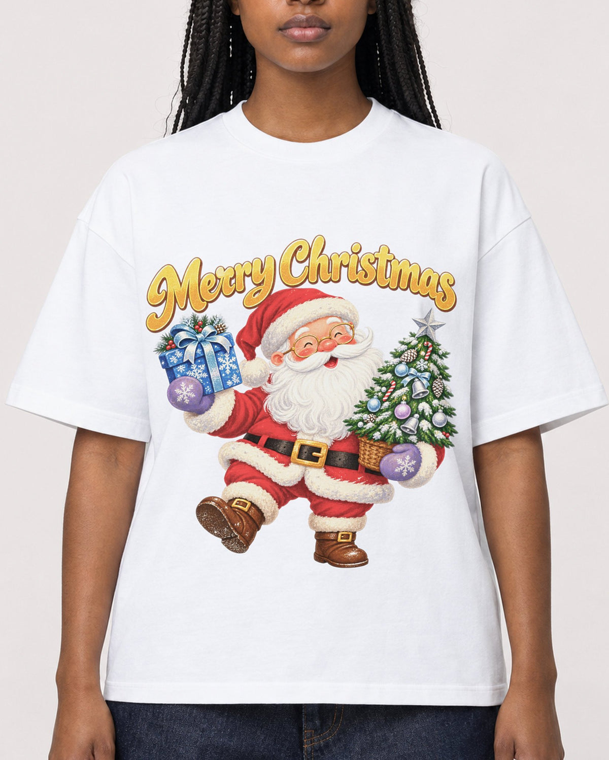 Mockup Boxy Heavyweight Tee White female close-up 04