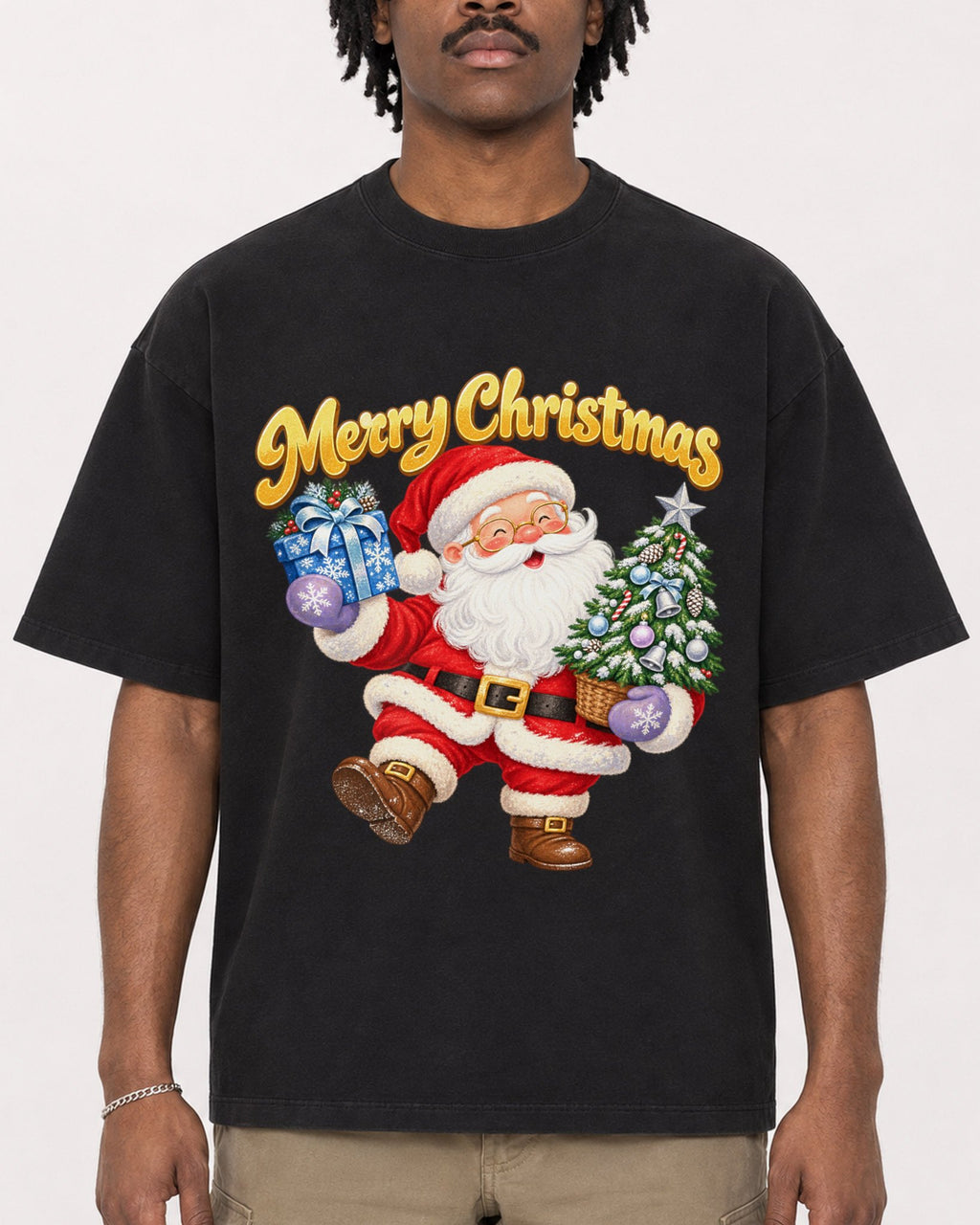 Mockup Boxy Heavyweight Tee Black male close-up 04