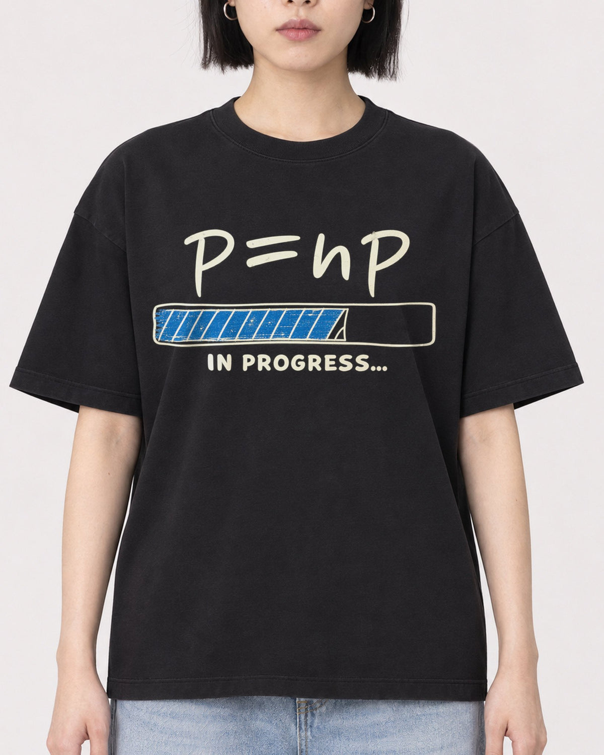 Mockup Boxy Heavyweight Tee Black female close-up 11