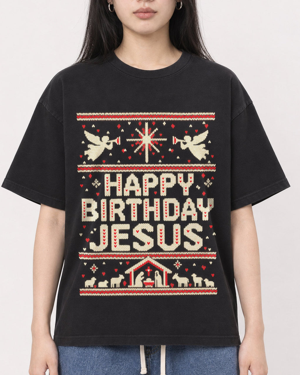 Mockup Boxy Heavyweight Tee Black female close-up 01