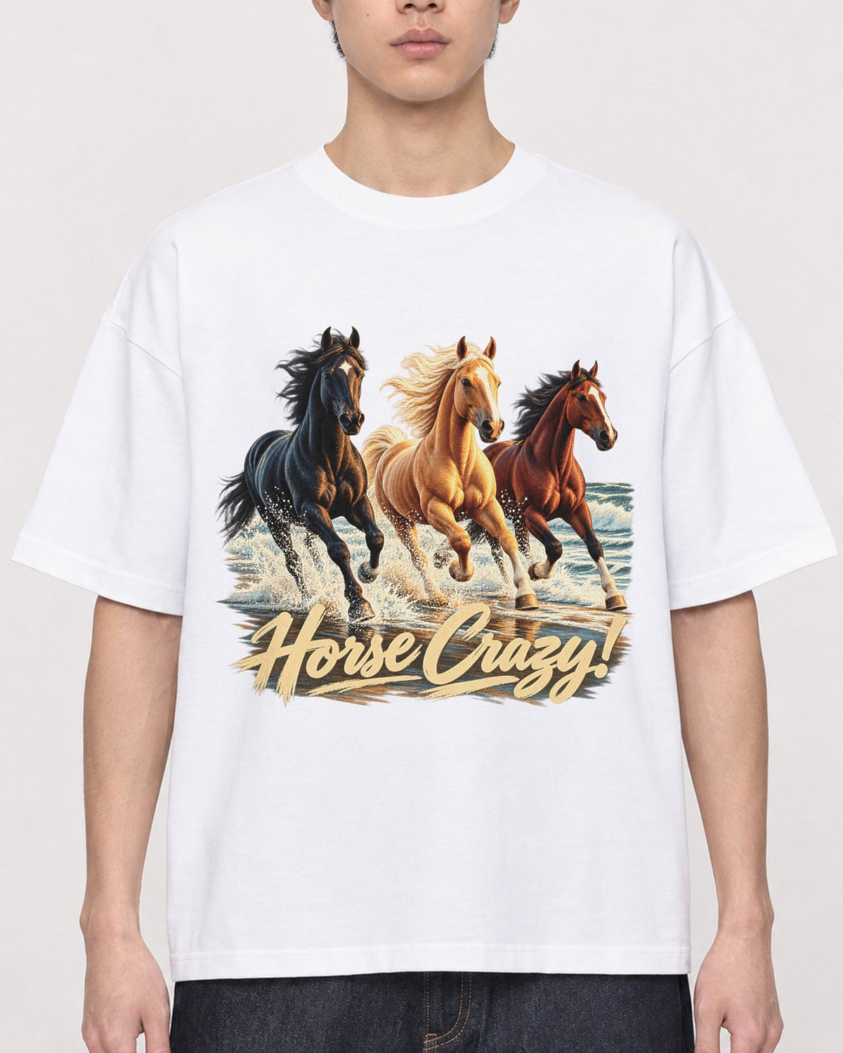 Mockup Boxy Heavyweight Tee White male close-up 01