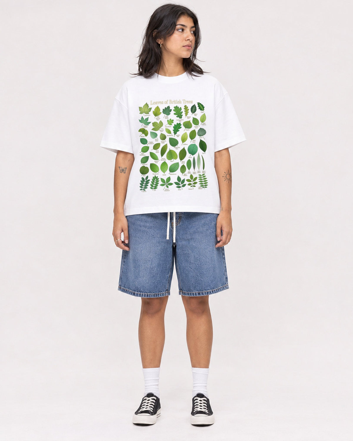 Mockup Boxy Heavyweight Tee White female full-body 36