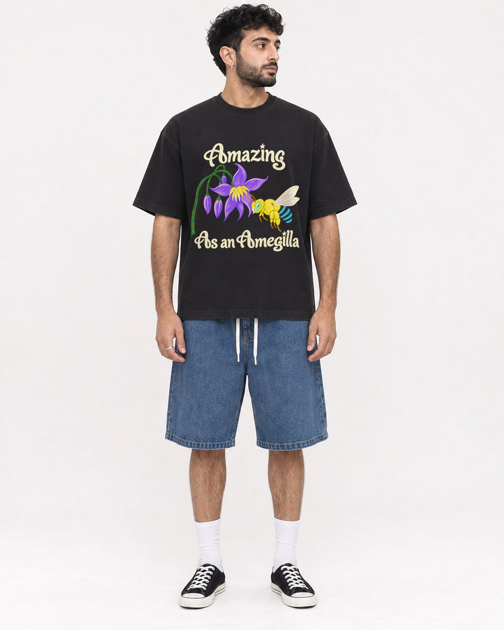 Mockup Boxy Heavyweight Tee Black male full-body 07