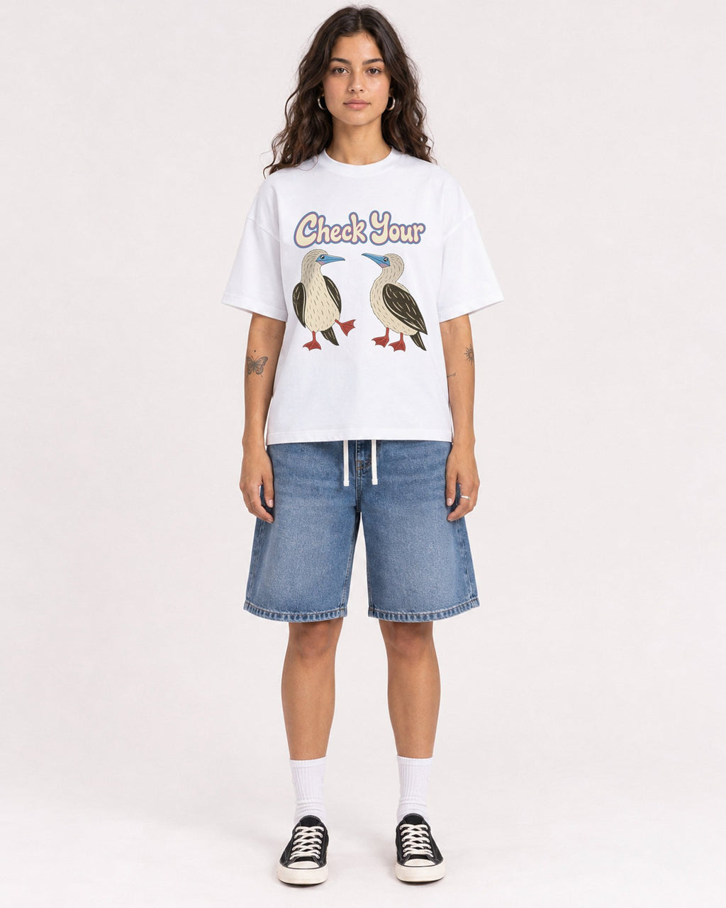 Mockup Boxy Heavyweight Tee White female full-body 06