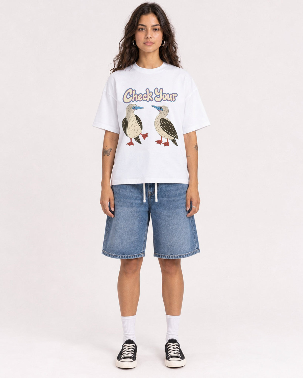 Mockup Boxy Heavyweight Tee White female full-body 06