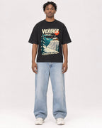 Mockup Boxy Heavyweight Tee Black male full-body 05