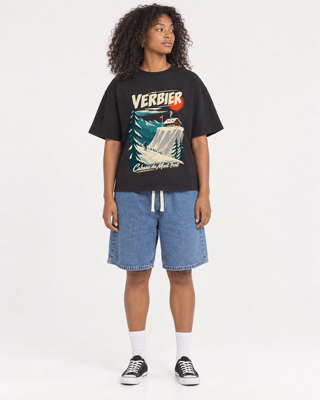 Mockup Boxy Heavyweight Tee Black female full-body 05