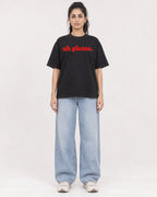 Mockup Boxy Heavyweight Tee Black female full-body 47