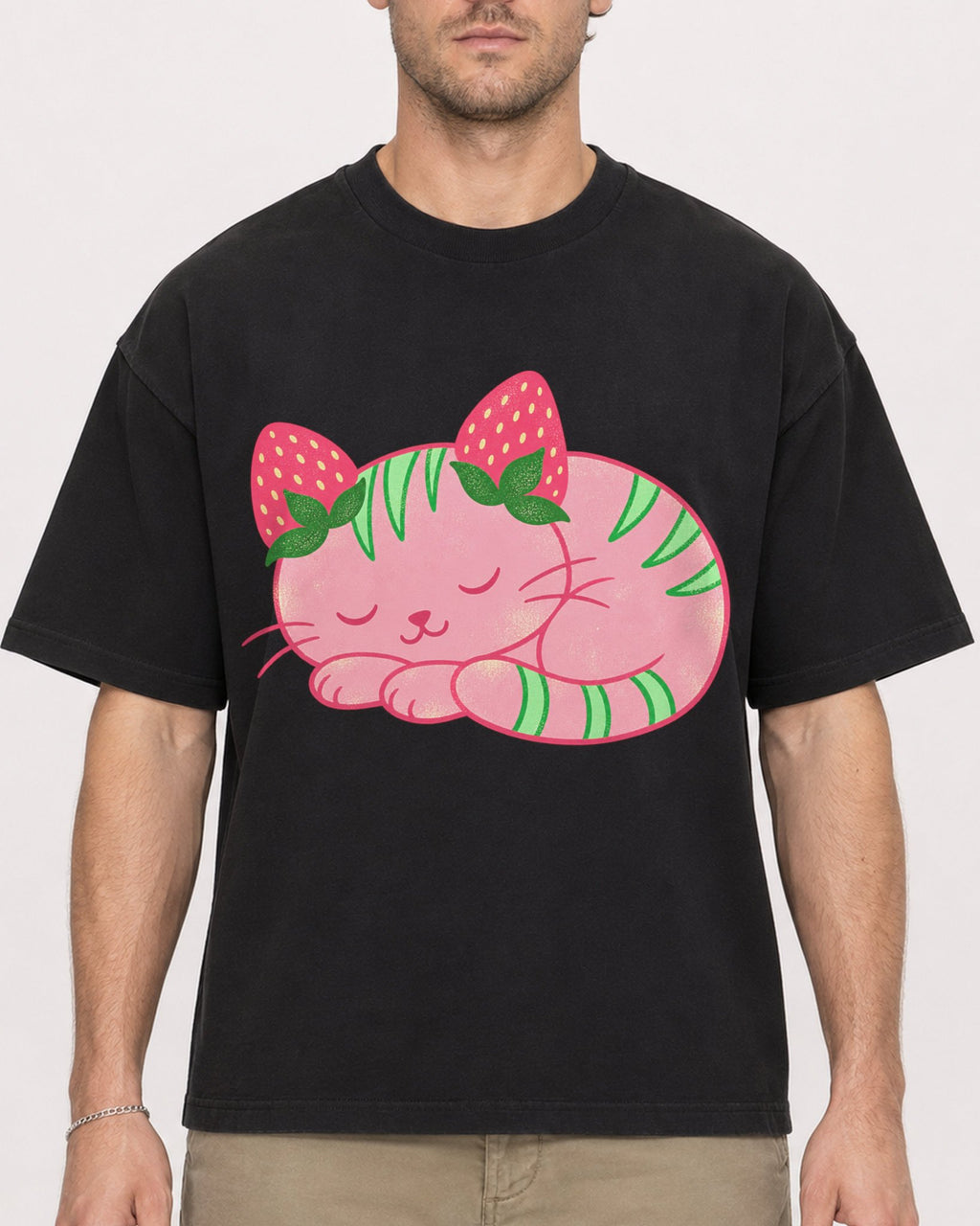 Mockup Boxy Heavyweight Tee Black male close-up 08